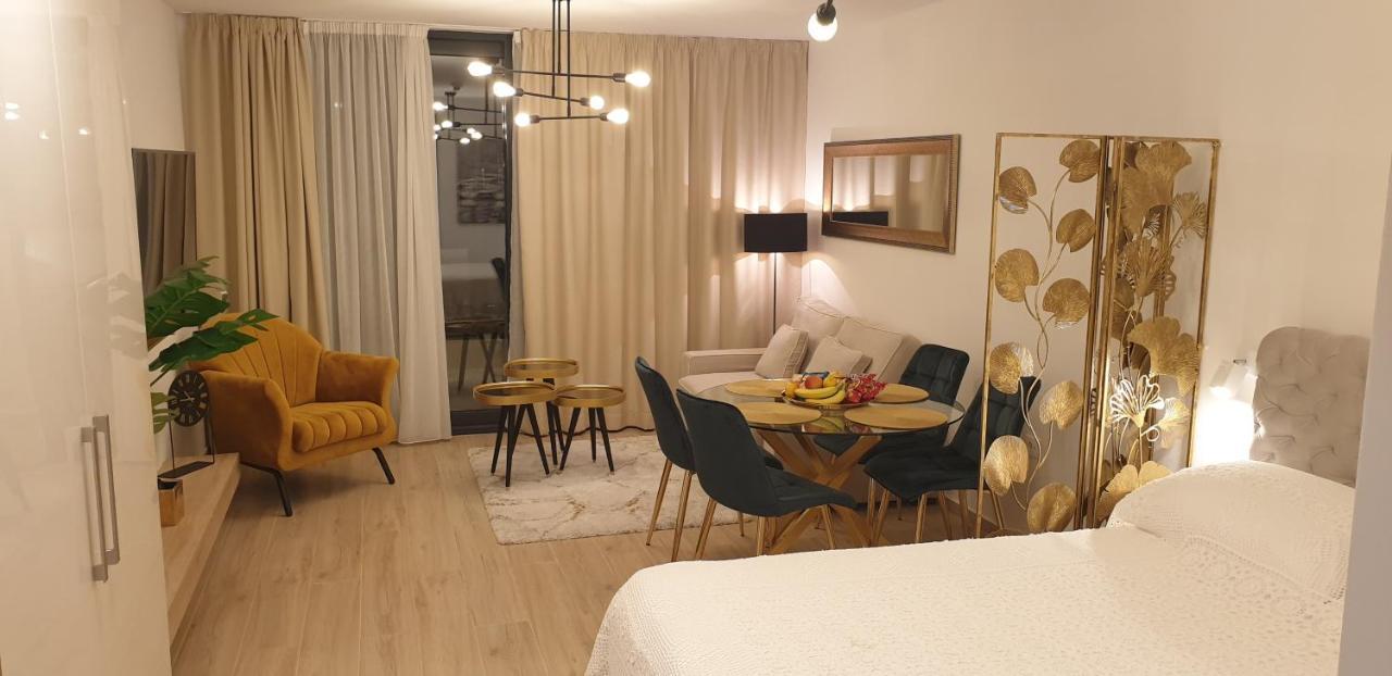 Golden Studio - Private Parking Dubrovnik Luaran gambar