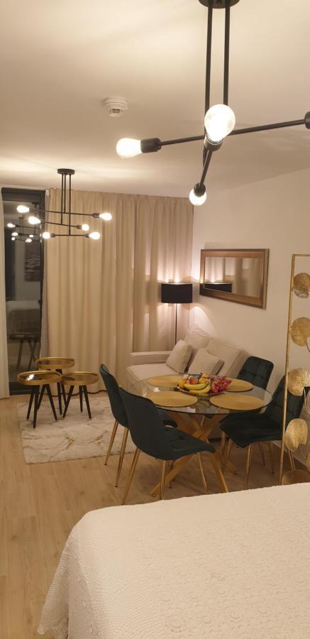 Golden Studio - Private Parking Dubrovnik Luaran gambar